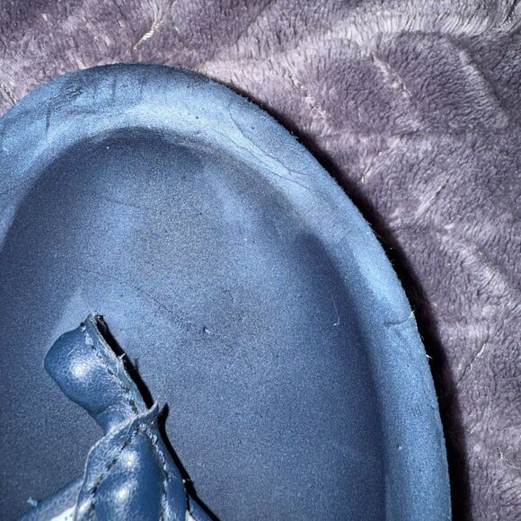 Michael Kors Monogram Flip Flops - Picture 6 of 8